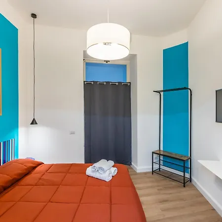 Lioy 25 By Napoliapartments 3*