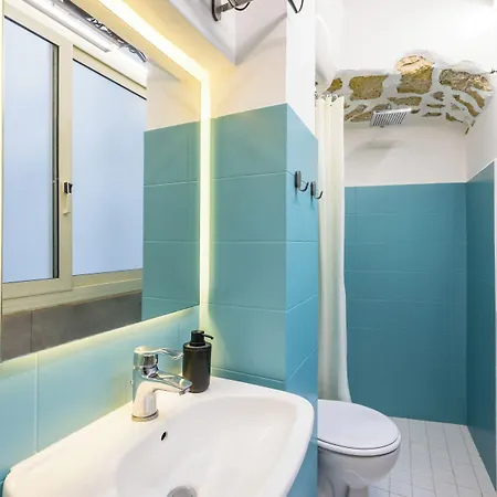 Lioy 25 By Napoliapartments 게스트하우스