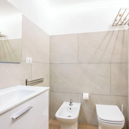 Lioy 25 By Napoliapartments