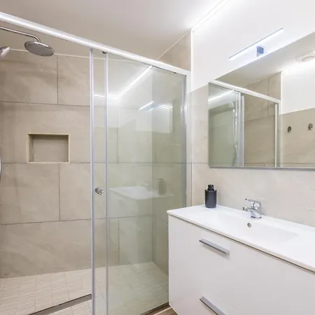 Pensión Lioy 25 By Napoliapartments Nápoles