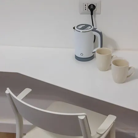 Lioy 25 By Napoliapartments Pensión *