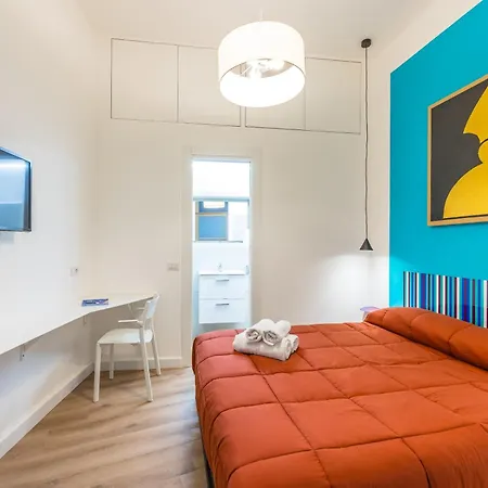 Pensión Lioy 25 By Napoliapartments
