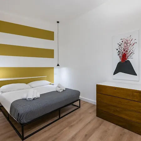 Pensión Lioy 25 By Napoliapartments Nápoles